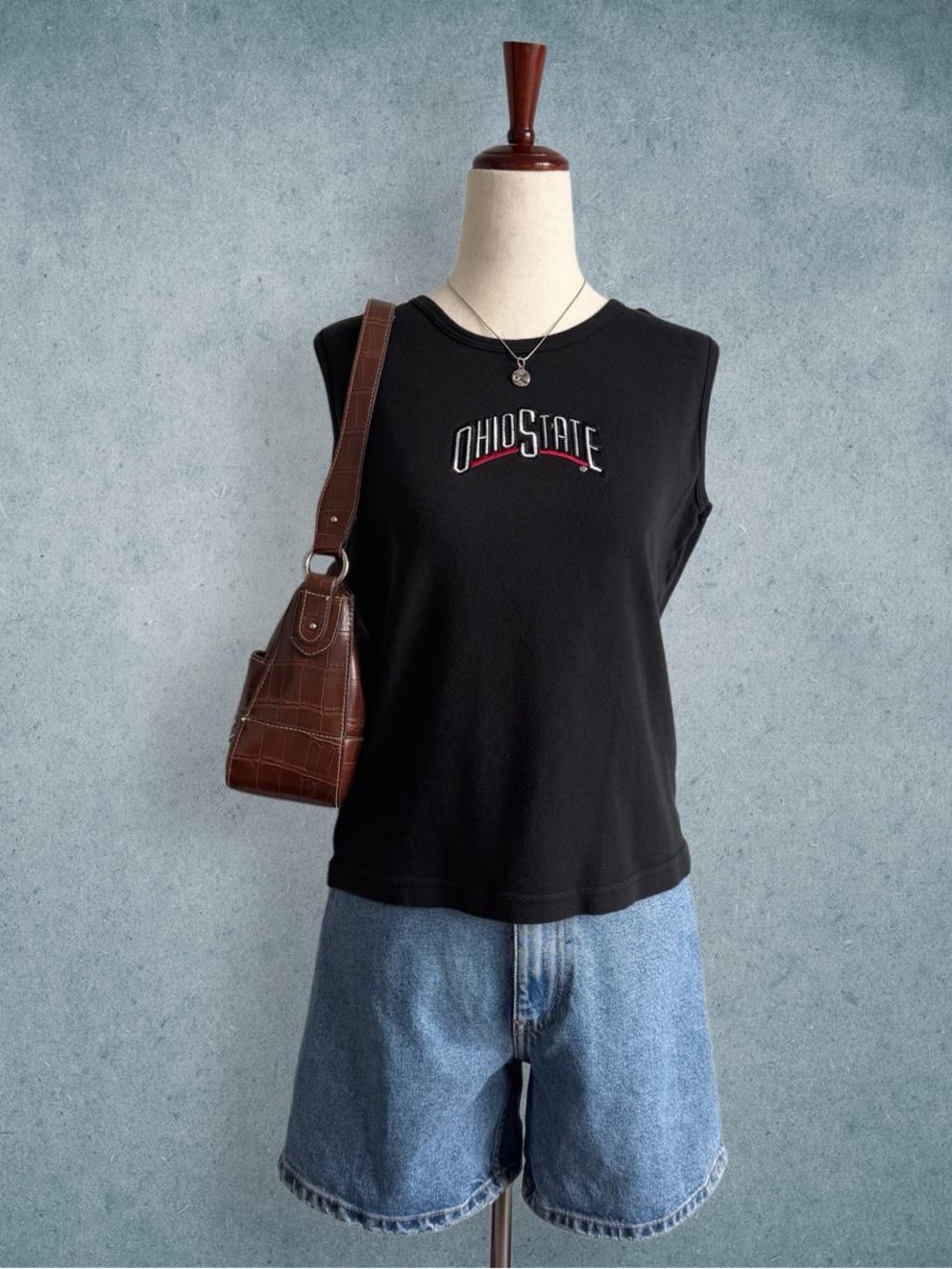 black osu embroidered tank top - size s